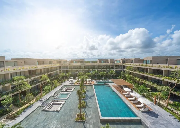 Ferienhaus Luxury Penthouse With Rooftop And Private Sky-pool *