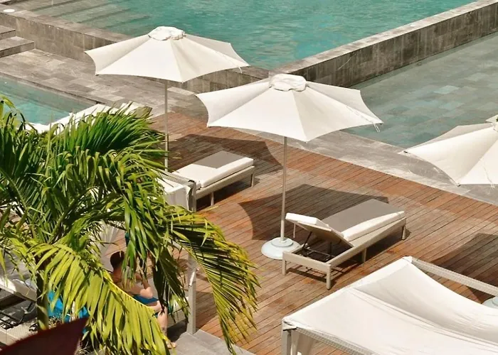 Luxury Penthouse With Rooftop And Private Sky-pool Ferienhaus *