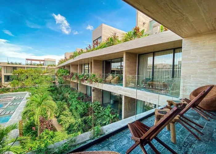 Ferienhaus Luxury Penthouse With Rooftop And Private Sky-pool *